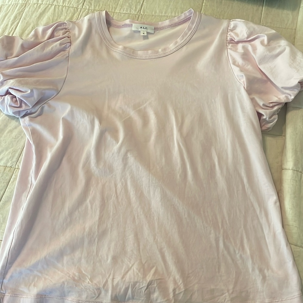 ALC light pink puff sleeve tee. Size M.